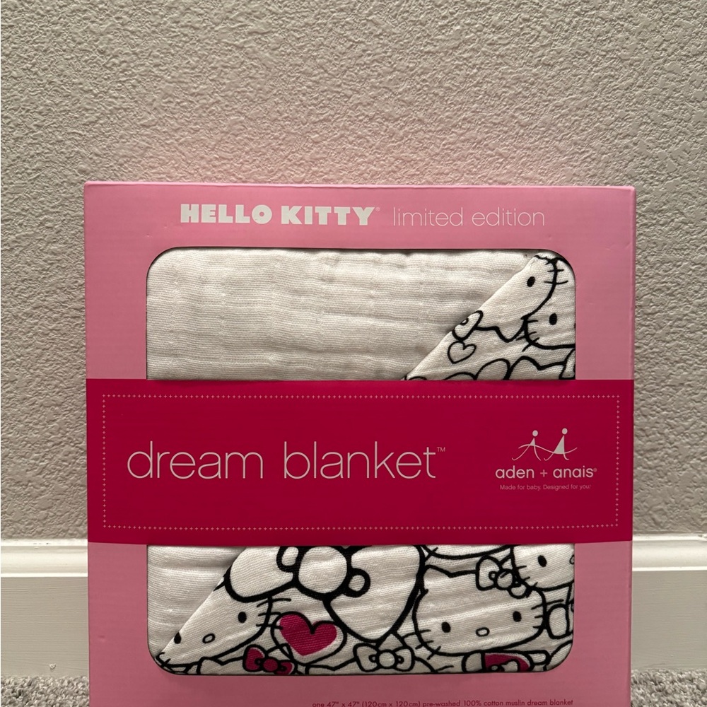 Aden + Anais Hello Kitty Dream Blanket - White and Pink